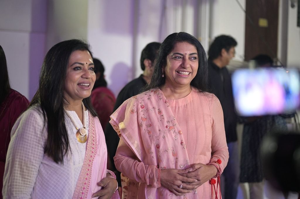 ''பியானோவோடு வந்து சர்ப்ரைஸ் கொடுத்த மணிரத்னம்... இது எங்க 60-ம் கல்யாணம்!'' - நெகிழும் சுஹாசினி