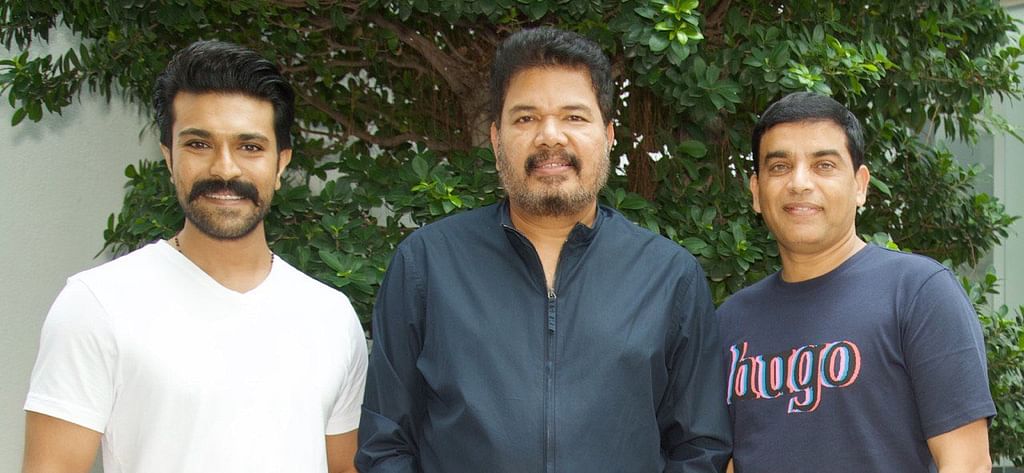 ராம் சரண், ஷங்கர், தயாரிப்பாளர் 'தில்' ராஜு