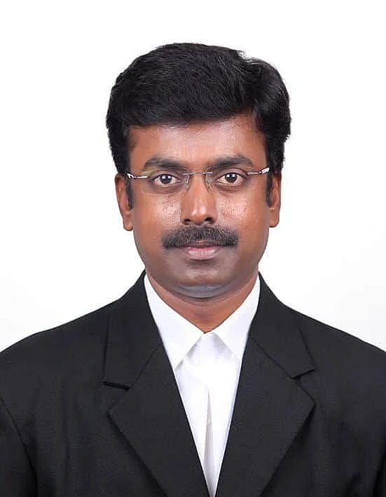 ஆர்.எம்.பாபு முருகவேல்