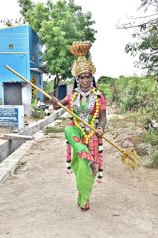 முதல் காதல், நடனம், வறுமை - இப்படிக்கு... ‘மதுரை ஜில்லா மச்சக்கன்னி!’