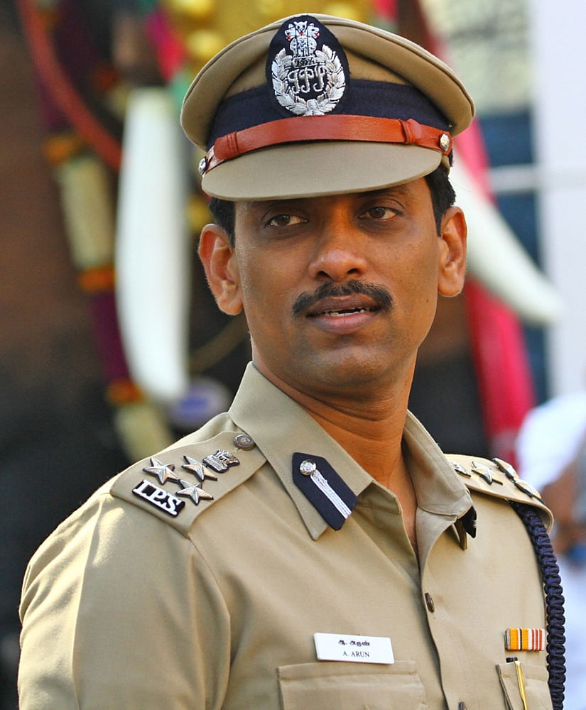 அதிரவைக்கும் ஐ.பி.எஸ் அதிகாரிகளின் மோதல்!
