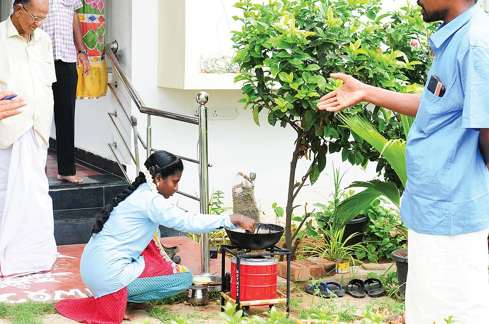 தேங்காய் எண்ணெய் தயாரிப்பு