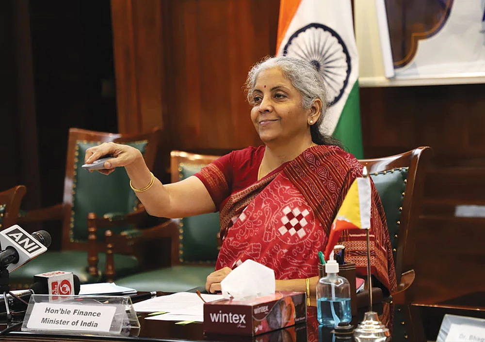 பெட்ரோல் விலையைக் குறைக்க முடியாததுக்கு ஆயில் பாண்டுகள்தான் காரணமா?