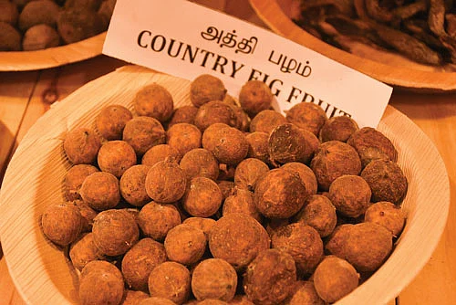 காணி மக்களின் விளைபொருள்கள்