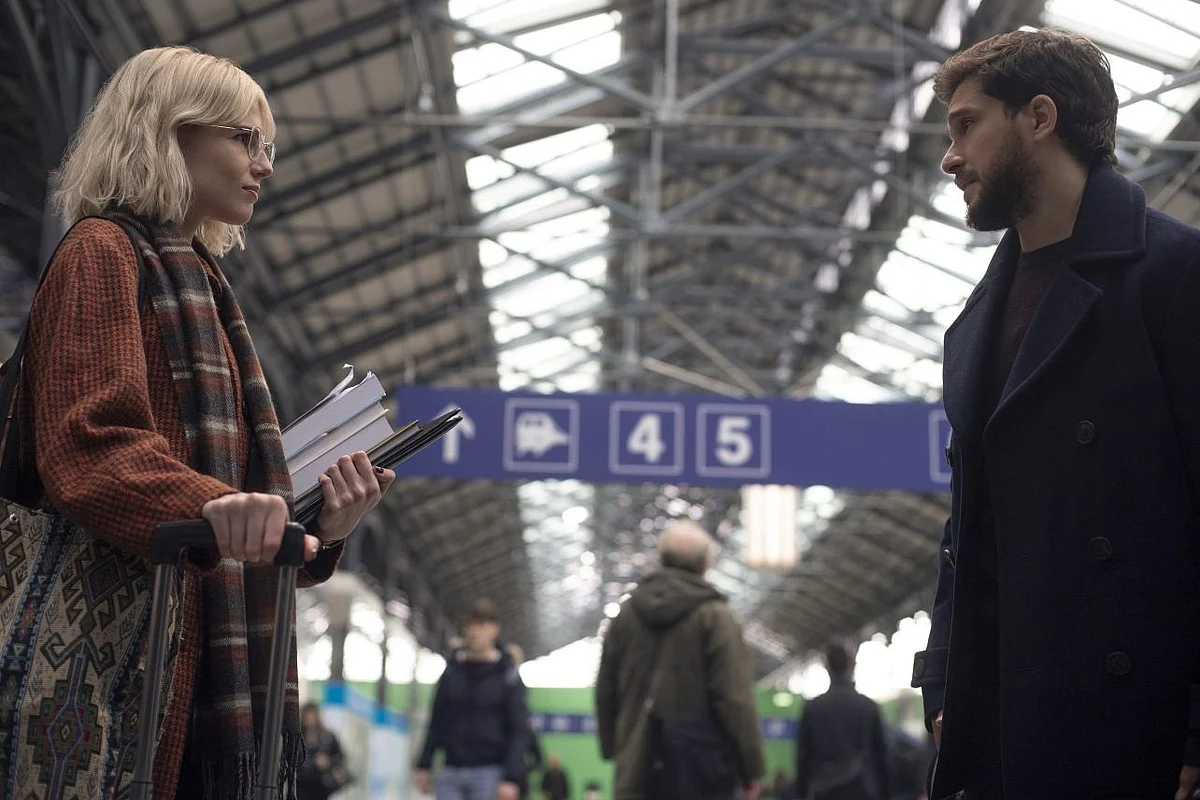 Modern Love 2 | Strangers on a (Dublin) Train