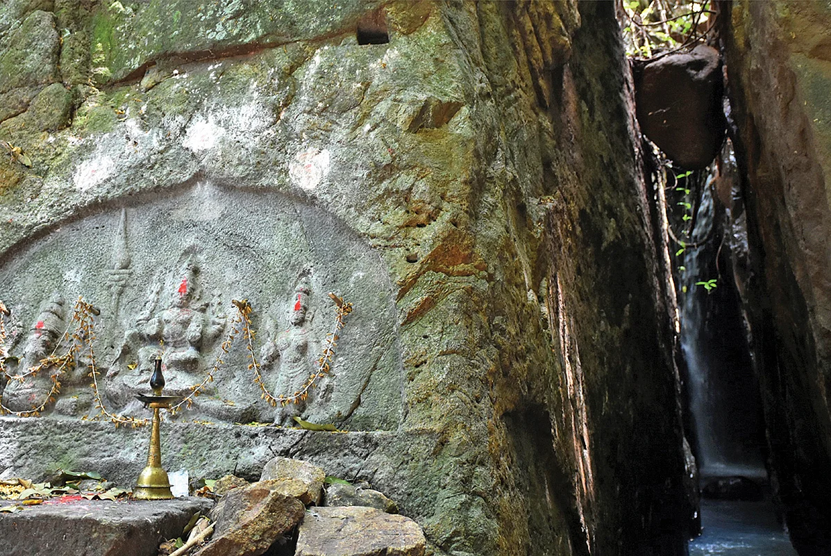 வள்ளிச் சுனை