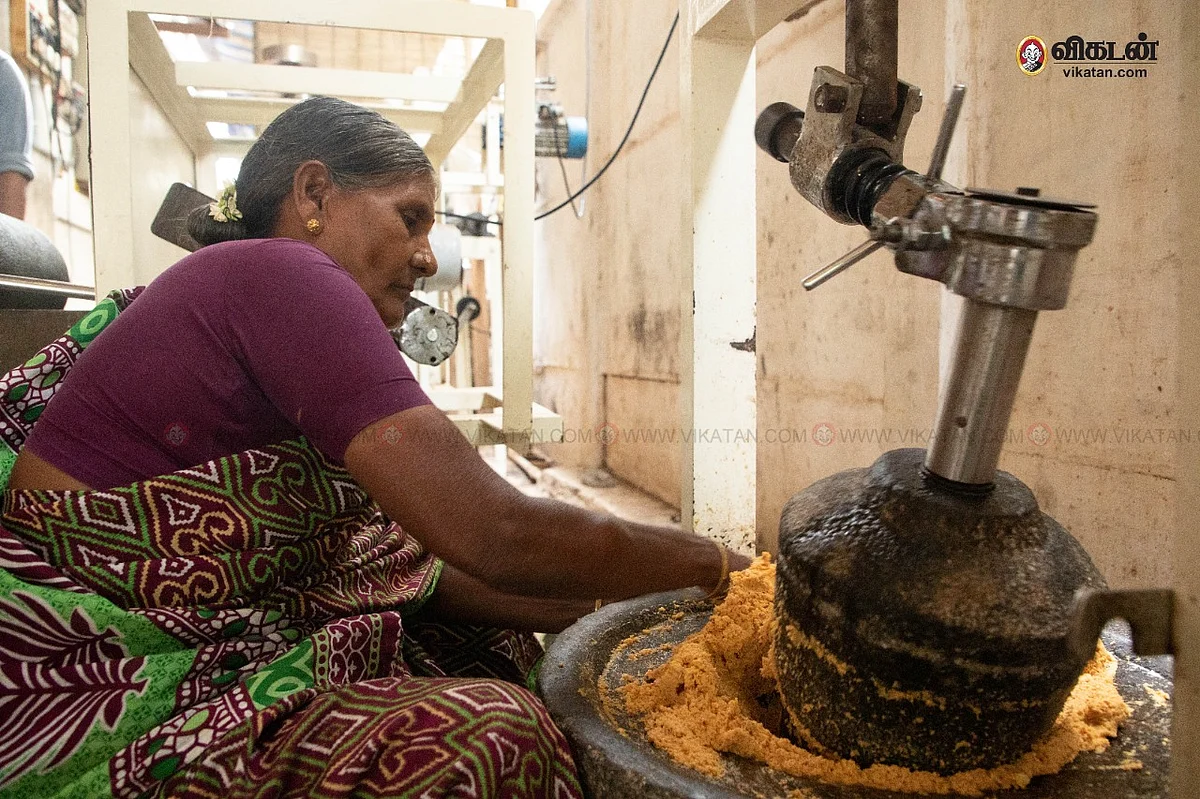 மசாலா அரைப்பதற்கு, இடிப்பதற்கு என அம்மி