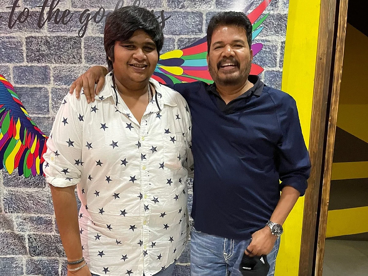 EXCLUSIVE : இயக்குநர்கள் ஷங்கர் - கார்த்திக் சுப்புராஜ் மீது கதை திருட்டு சர்ச்சை... நடந்தது என்ன?