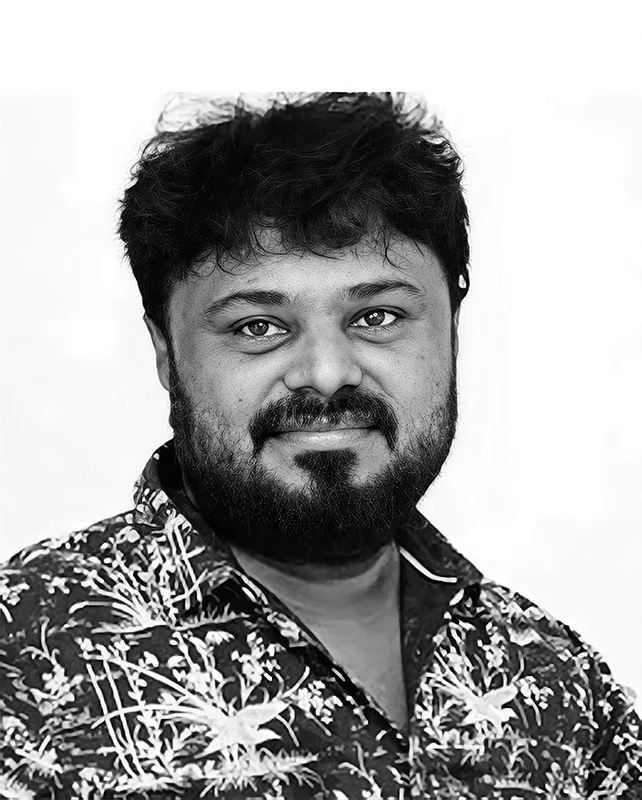 அஜித்... இனியவை முப்பது!