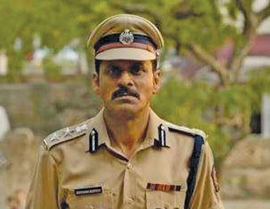 “நவரசக் கலைஞன்!”