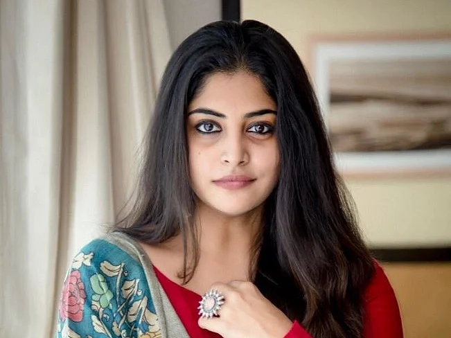 `எங்களை ட்ரோல் பண்றவங்களுக்கு ஏனோ புரியவே மாட்டேங்குது!' - பாடி ஷேமிங் குறித்து மஞ்சிமா மோகன்
