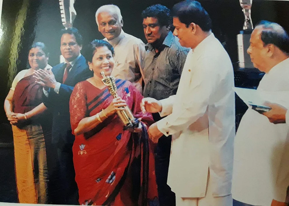 மொழிக்குரிய தனித்துவத்தைக் கடைப்பிடிக்காவிட்டால்
அது மொழிக்கு நாம் செய்யும் துரோகம்!