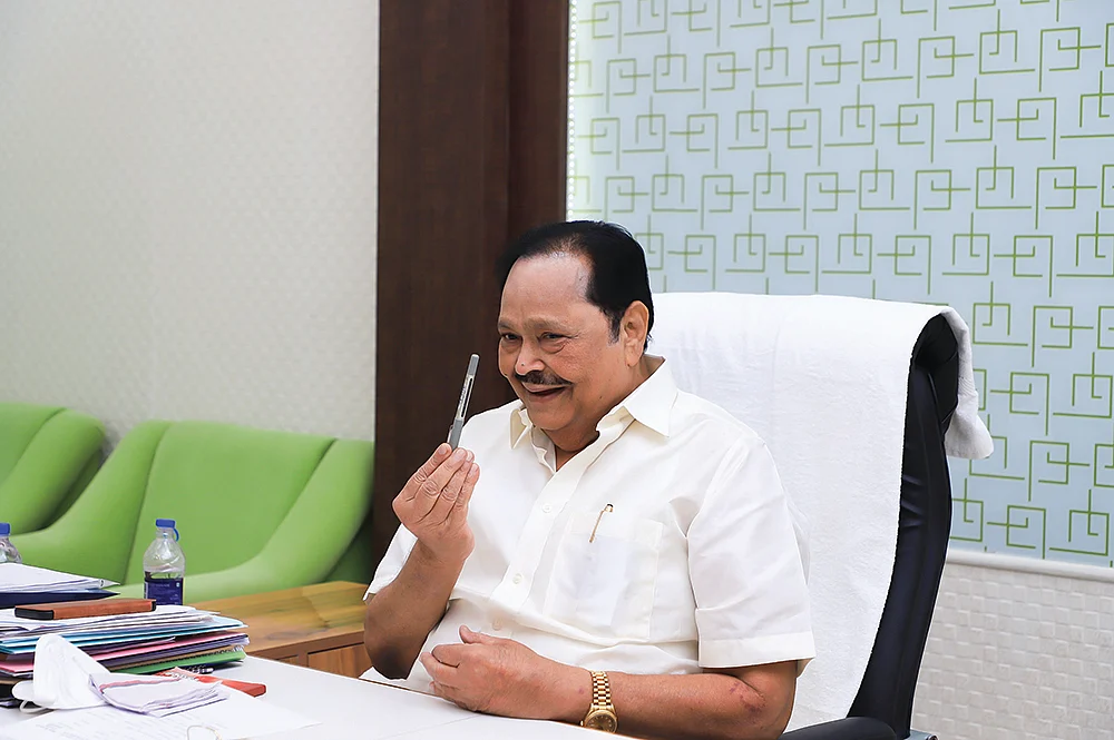 எம்.ஜி.ஆர் முதல் எடப்பாடி வரை... நான் பார்த்த சட்டமன்றம்!
