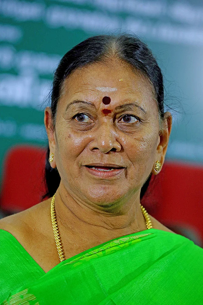 சரோஜா
