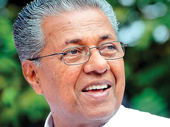 ``லவ் ஜிகாத், நார்கோட்டிக் ஜிகாத் கேரளத்தில் இல்லை" - விளக்கம் கொடுத்த பினராயி விஜயன்!