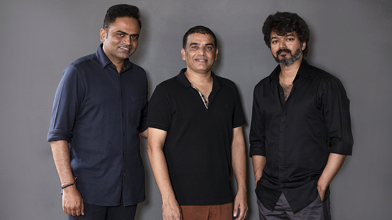 இயக்குநர் வம்சி, தில் ராஜூ, விஜய்