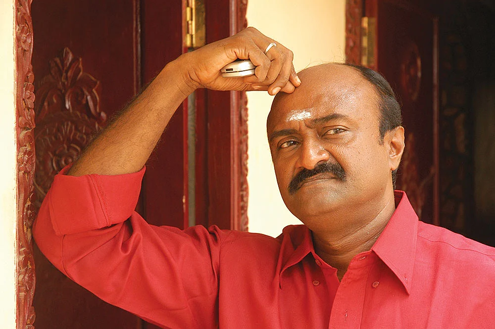 “உழைப்பு என்னை சைக்கிள்ல இருந்து இனோவா கார் வரை உயர்த்தியிருக்கு!’’