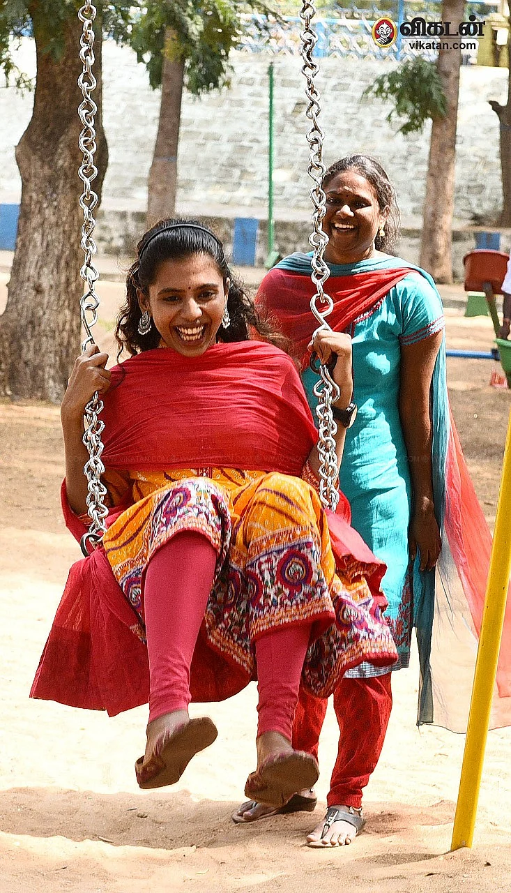 பெண்கள்