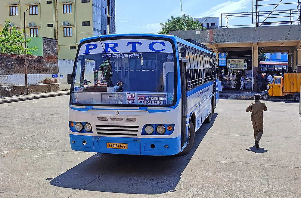 லோக்கல் போஸ்ட்