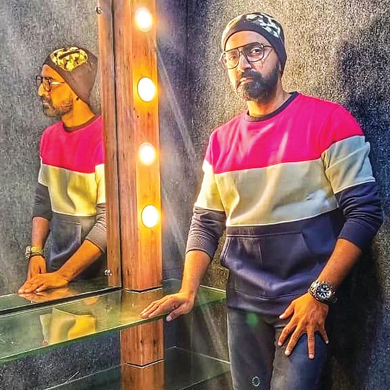 விகடன் TV: ரிமோட் பட்டன்