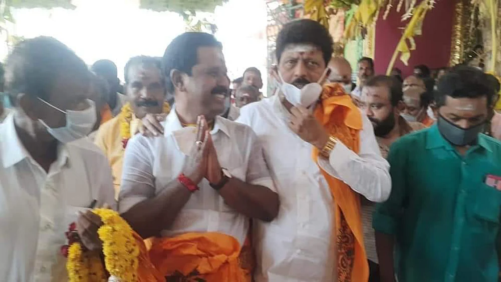 காமராஜுடன் திவாகரன்