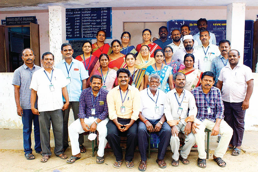 நம்பிக்கை விதைக்கும் நல்லாசிரியர்கள்!
