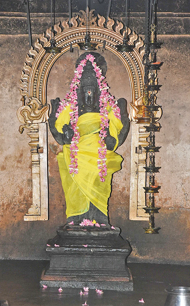thiripura sundari amman