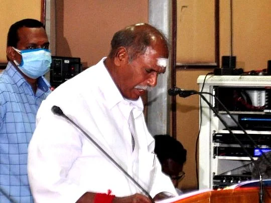புதுச்சேரி முதல்வர் ரங்கசாமி