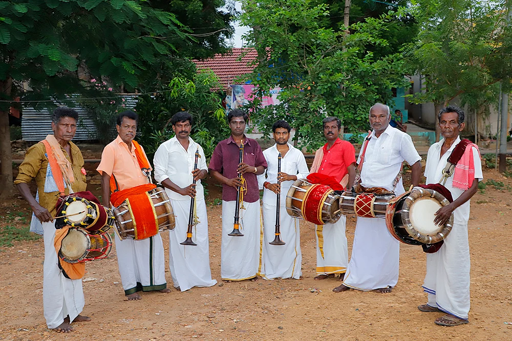 கலைகளைக் கைவிட்டு கலங்கும் நாட்டுப்புறக் கலைஞர்கள்! - ஊரடங்கு துயரங்கள்!
