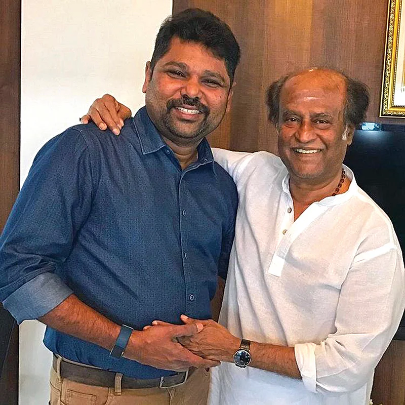 அமெரிக்காவில் சூப்பர் ஸ்டார்!