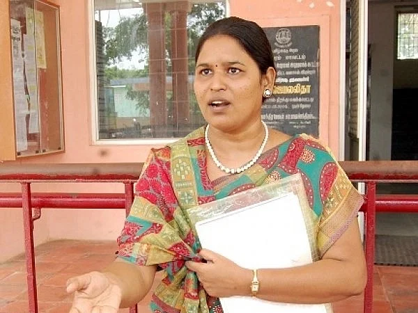 `கல்லூரிக்கு அனிதா பெயர் வைப்பதைவிடவும் இதுவே முக்கியம்!' - நீட் விவகாரம் குறித்து சபரிமாலா