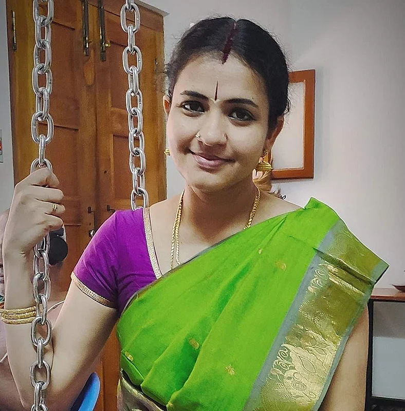 தெய்வப் பெண்ணே - 2 - வண்ணமில்லா வெள்ளைக்கோபுரமும்... வெள்ளையம்மாளின் பக்தியின் வீரமும்!