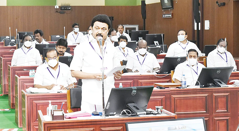 110 விதியின்கீழ் அ.தி.மு.க அறிவித்த 1,704 அறிவிப்புகள் என்னவாகின?