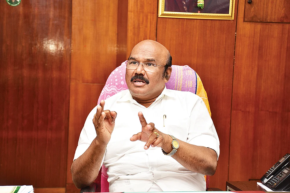 110 விதியின்கீழ் அ.தி.மு.க அறிவித்த 1,704 அறிவிப்புகள் என்னவாகின?