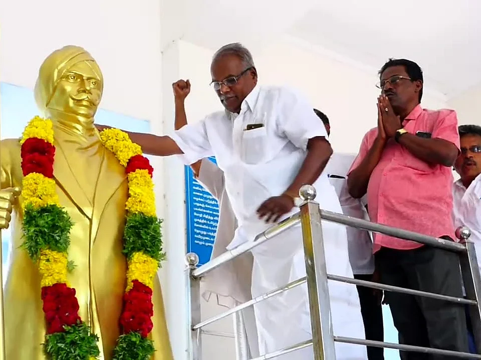 `ஆளுநர் என்பவர் மத்திய அரசின் கையாளாகத்தான் இருக்கிறார்!’ - சி.பி.எம் மாநிலச் செயலாளர் பாலகிருஷ்ணன்