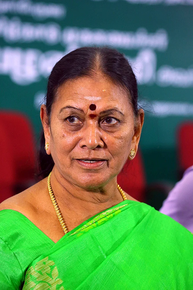 சரோஜா