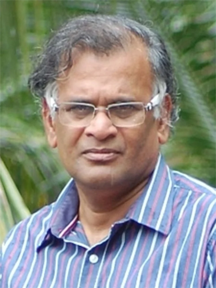 ஒரு யுகசந்தி... காந்தி அரையாடை ஏற்ற நூற்றாண்டு!