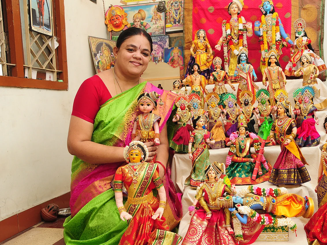 முதலீடு 100 ரூபாய்... மாத வருமானம் 30,000 ரூபாய்... அசத்தும் பொம்மை பிசினஸ்!
