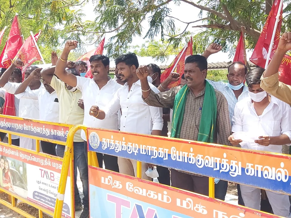 `ஸ்டெர்லைட் ஆலையை மூட சிறப்புச் சட்டம்; முதல்வரின் வாக்குறுதி என்னாச்சு?’ - நாம் தமிழர் கட்சி கேள்வி