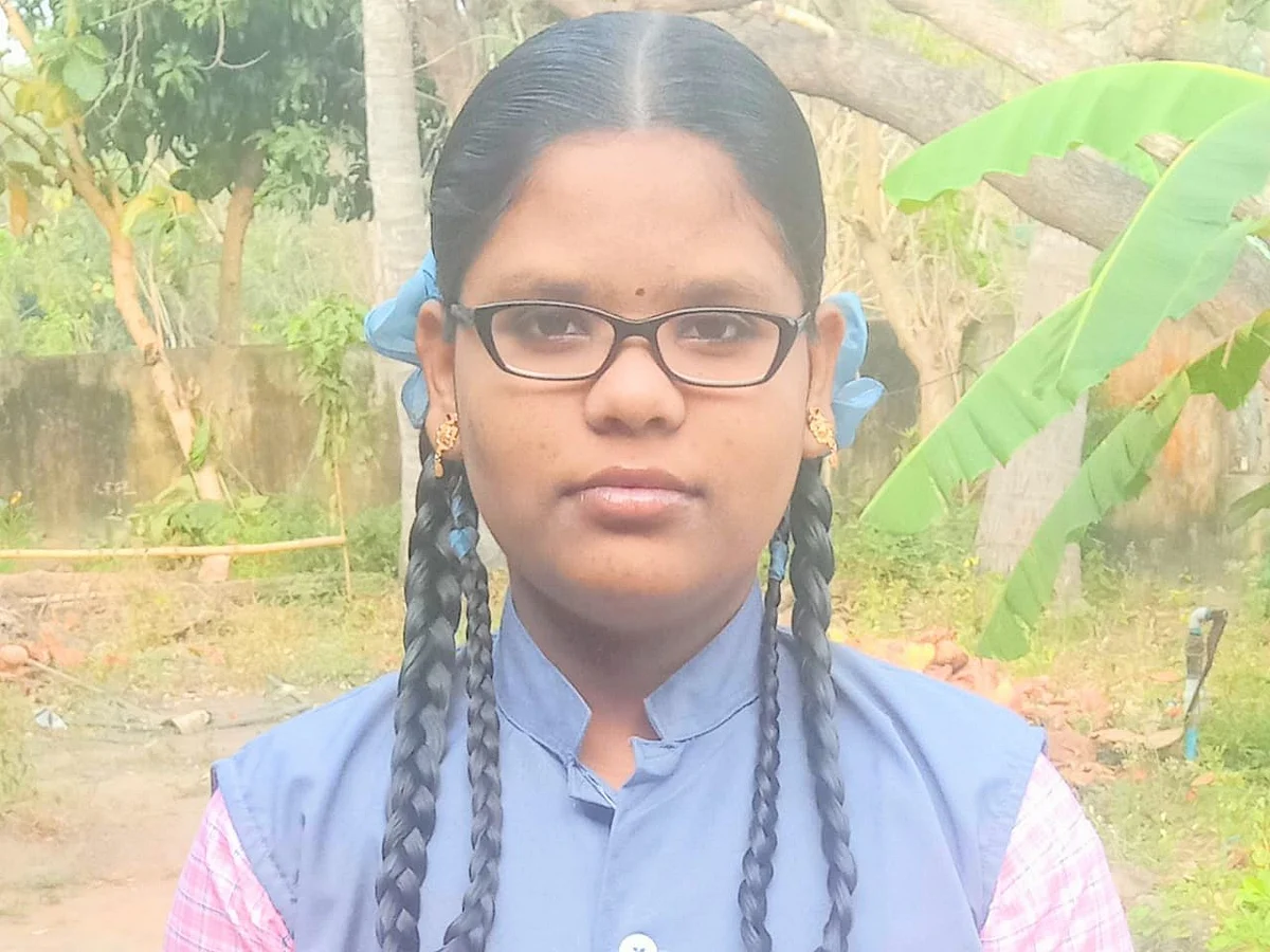 பள்ளி மாணவி கௌரி