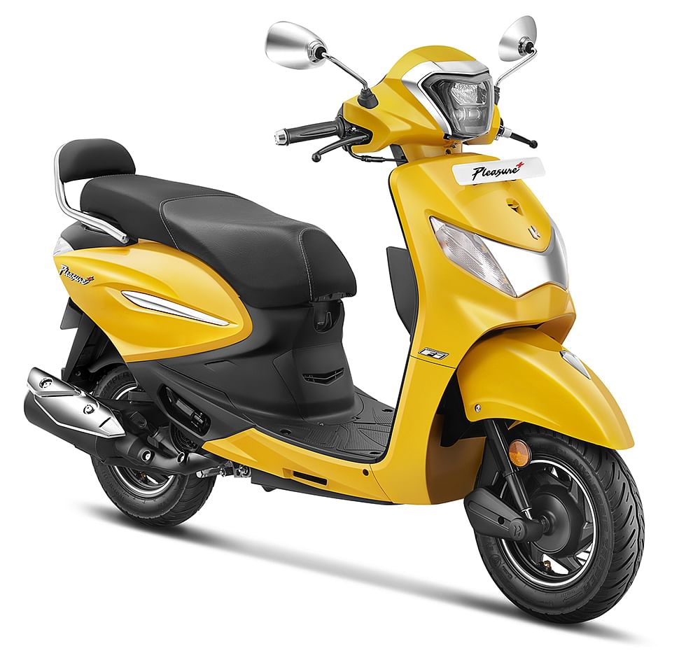 இது ஹைடெக் ப்ளெஷர் ப்ளஸ்!
