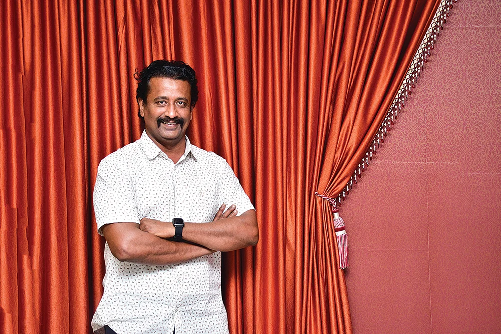 “விஜய் சேதுபதி, யோகிபாபுவுக்கு ஹெல்ப் பண்ணியிருக்கேன்!”