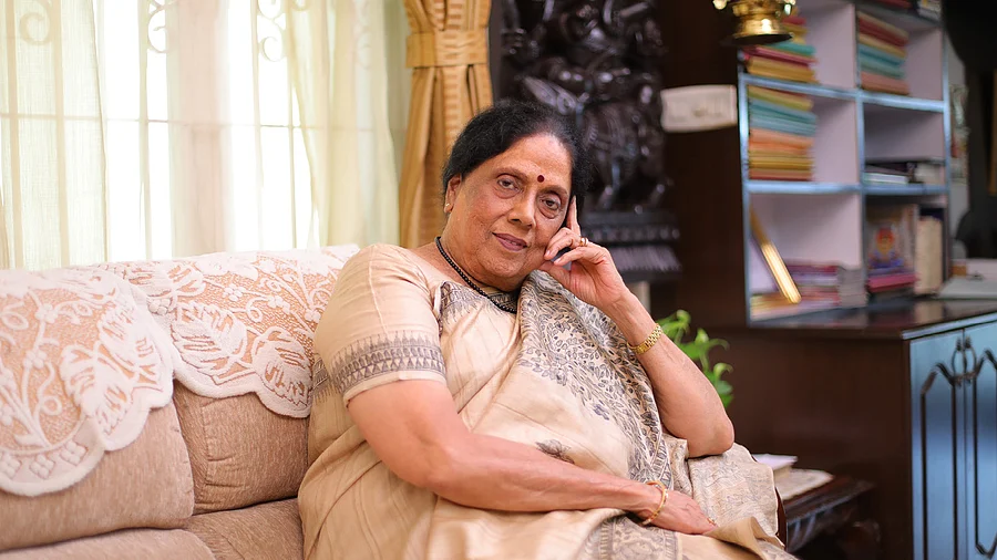 சிவசங்கரி