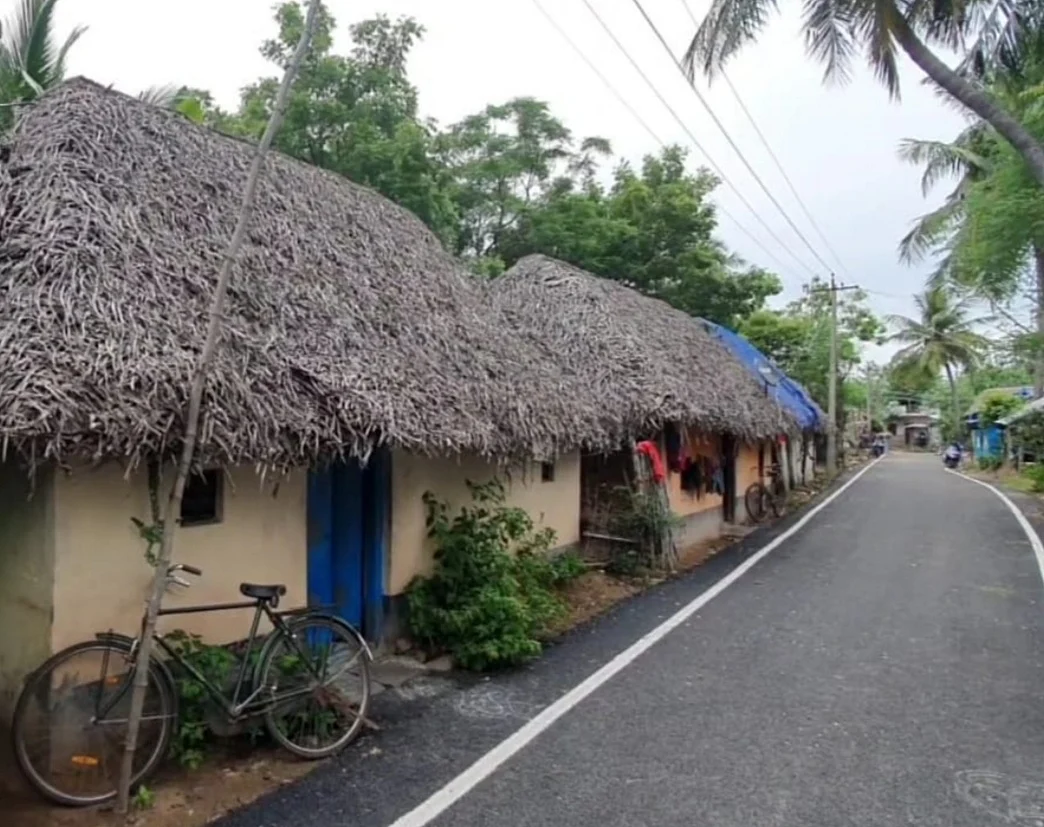 குடிசை வீடுகள்