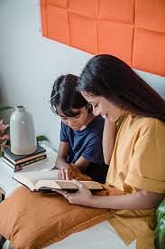 Mom and Daughter (Representational image)
