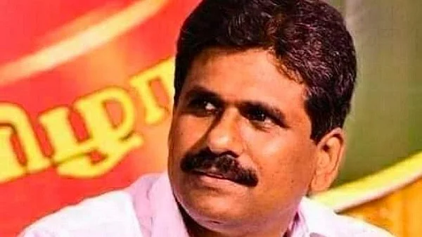 வாரிசு அரசியல் குறித்து எதிர்ப்பு தெரிவித்த ஈஸ்வரன்