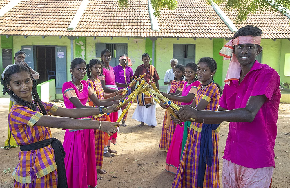 இது கலைகள் செழிக்கும் கிராமம்!