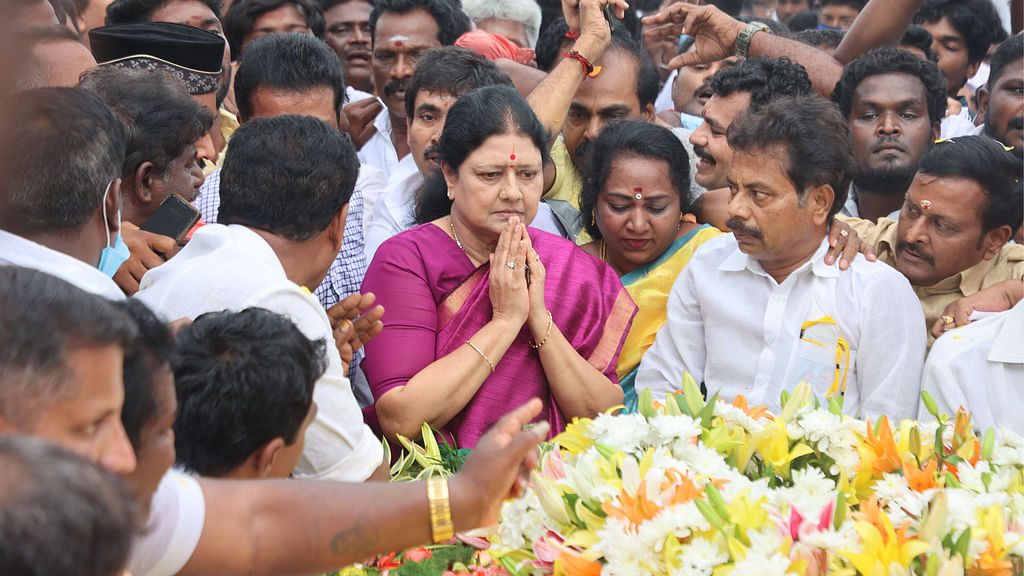 சசிகலா