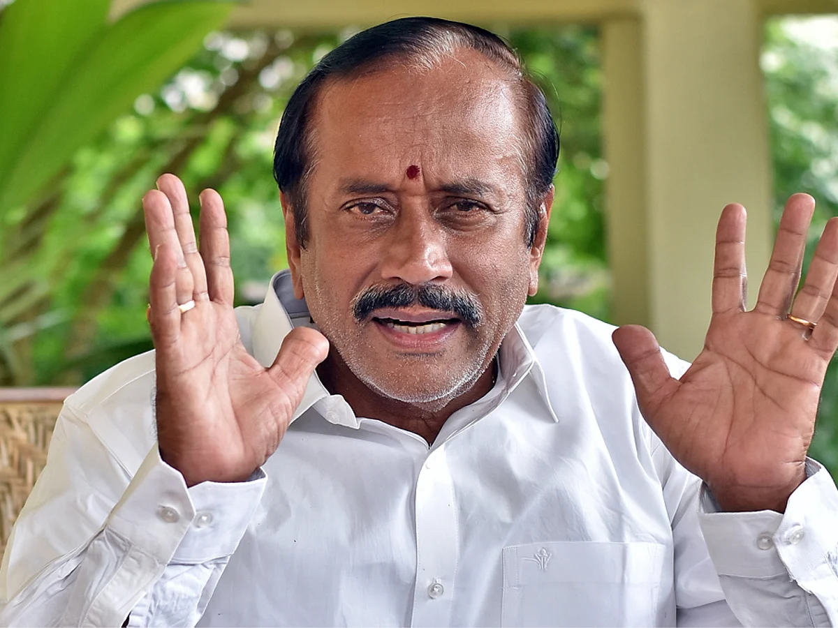 தி.மலை: `கிரிவலப்பாதையில் நாத்திகரின் சிலை எதற்கு?’ - கருணாநிதி சிலை திறப்புக்கு ஹெச்.ராஜா எதிர்ப்பு