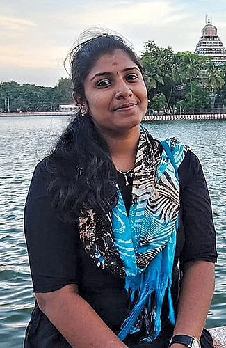 பவானி பால்பாண்டி